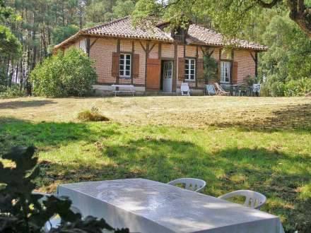 Апартаменты Holiday Home Maison Hollebarde Leon