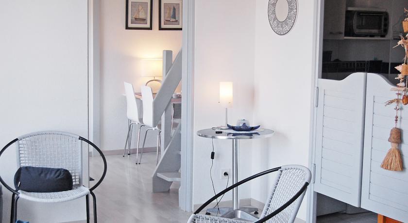 Апартаменты Apartment Parc De Pontaillac II Vaux Sur Mer