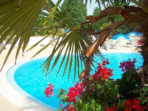 Отель Camping Le Clos Cottet