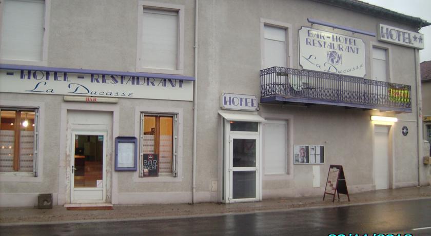 Отель Hôtel La Ducasse