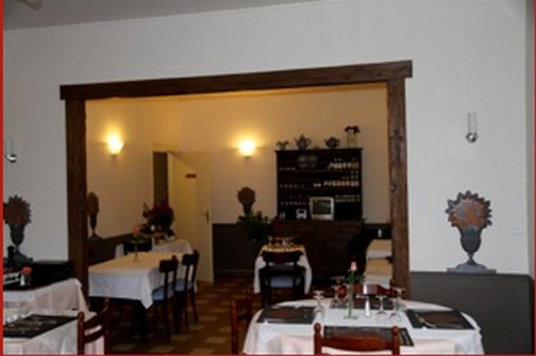 Отель Hôtel du Cygne