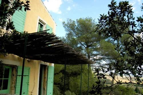 Отель Holiday Home Bout De Messeguieres Lauris