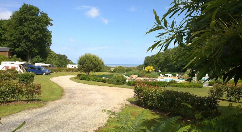 Отель Camping le Balcon de la Baie