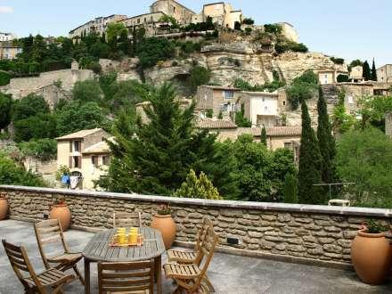 Апартаменты Holiday Home La Maison si Tranquille Gordes