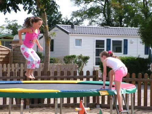 Отель Camping de la Trye