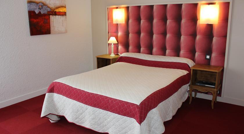 Отель Hotel Restaurant Le Tropicana