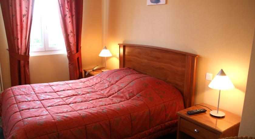 Отель Auberge de la Houssaye