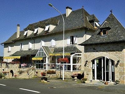 Отель Logis Hotel Le Relais Du Teulet