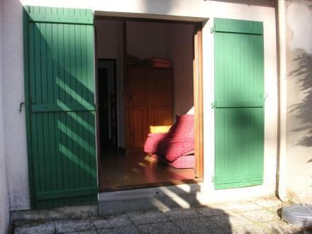Апартаменты Holiday Home Bois D'eleis La Palmyre