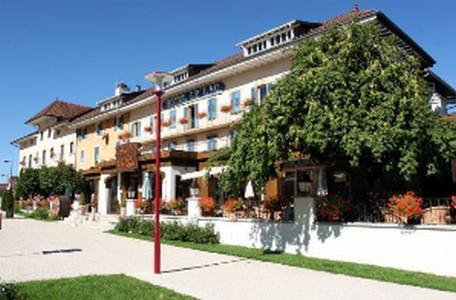 Отель Hôtel-Restaurant Le Lac