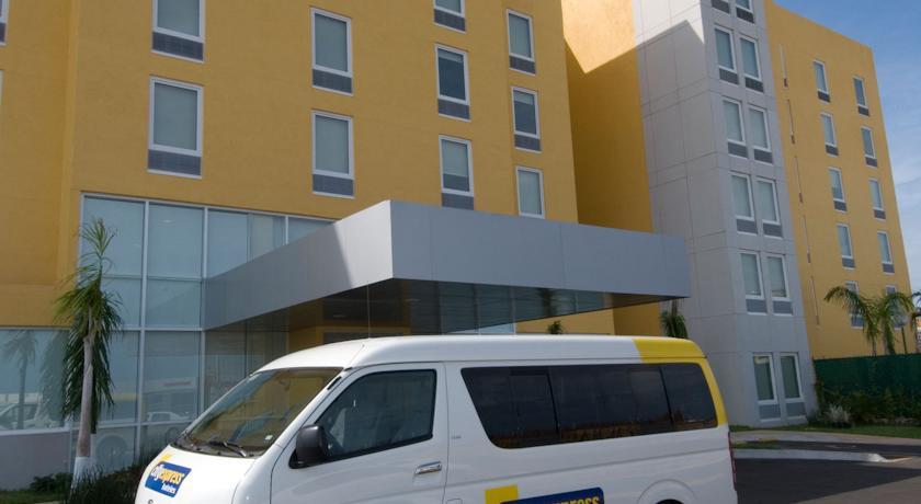 Отель City Express Coatzacoalcos
