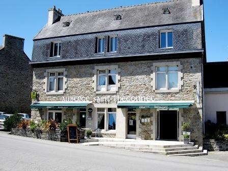 Отель Auberge Saint Thegonnec