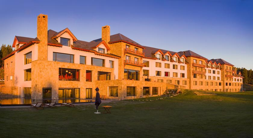 Loi Suites Chapelco Hotel