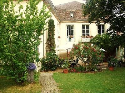 Мини-отель Chambres d'Hôtes Les Remparts