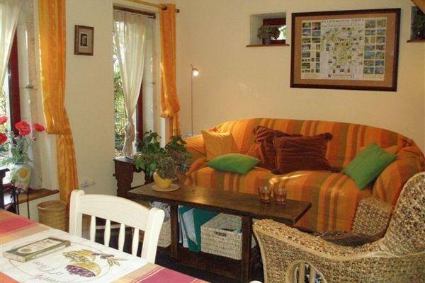 Апартаменты Holiday Home Laiterie Du Manoir De Thard Onlay