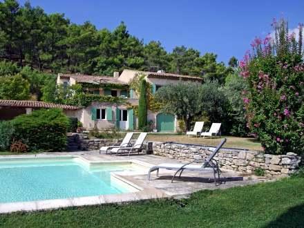 Апартаменты Holiday Home Les Pasterelles Cadenet