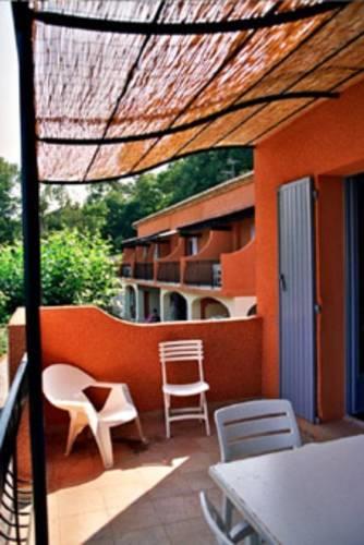 Апартаменты Les Terrasses de Figanières