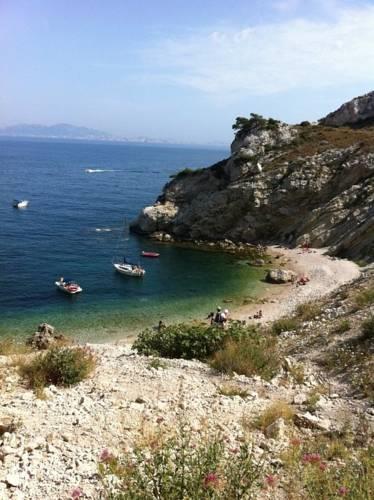 Апартаменты Cabanon Calanque Marseille