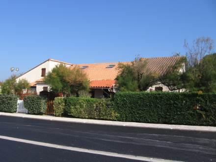 Апартаменты Holiday Home Charmilles I La Palmyre
