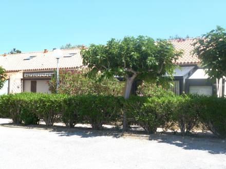 Апартаменты Holiday Home Village Merlin Port-Leucate