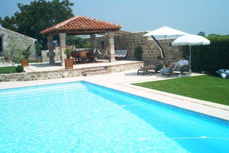 Мини-отель Domaine du Poussou