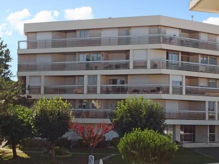 Апартаменты Apartment La Fregate Vaux Sur Mer