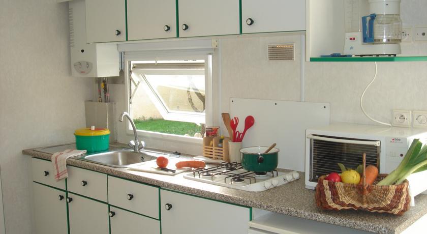 Отель Camping Frédéric Mistral