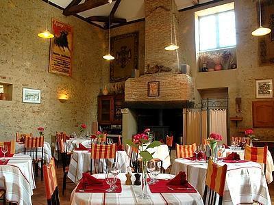 Отель Logis Le Relais Du Bastidou