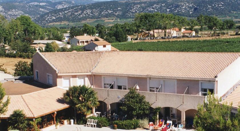 Отель Hostellerie Saint Benoît