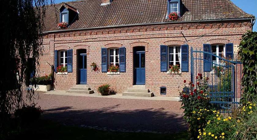 Мини-отель Chambres d'hôtes La Ferme du Scardon
