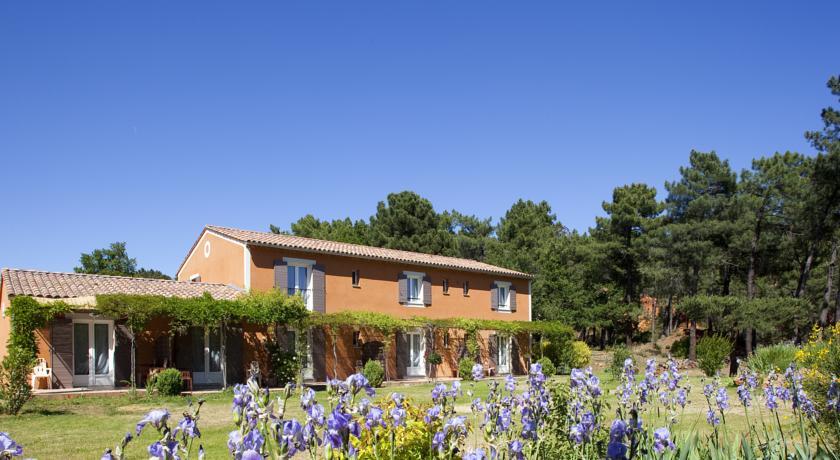 Отель La Petite Auberge de Roussillon