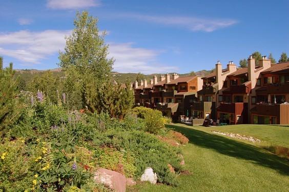 Отель Villas at Snowmass Club