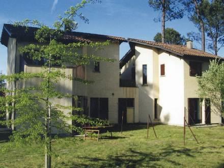 Апартаменты Holiday Home Maison Zanello I Mezos