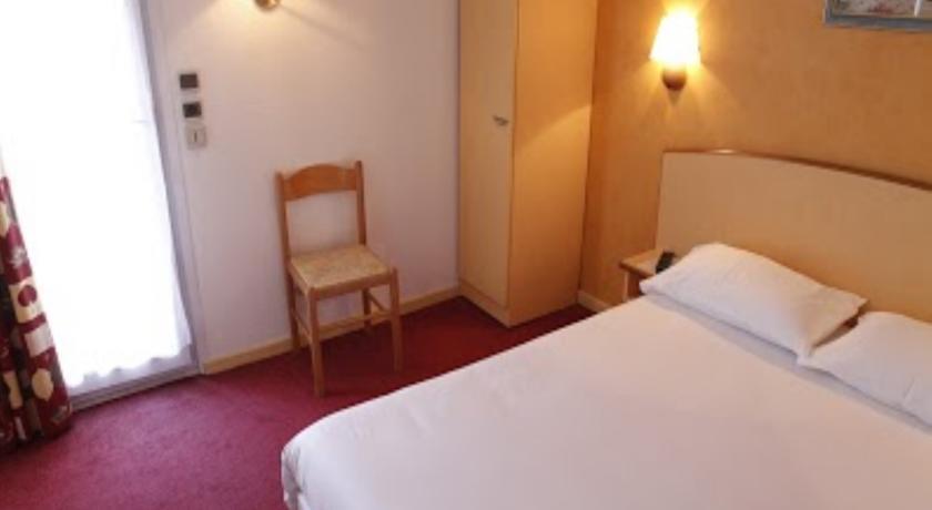 Отель Inter-Hotel Eclipse Lyon-Décines