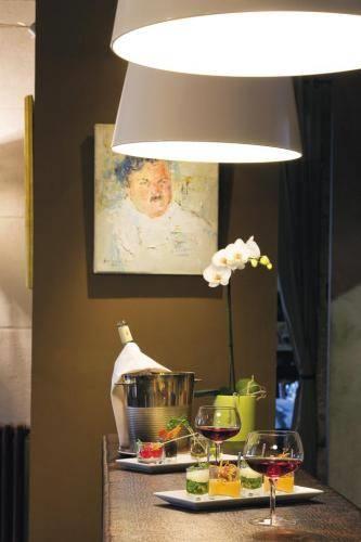 Отель Auberge Du Pont Romain
