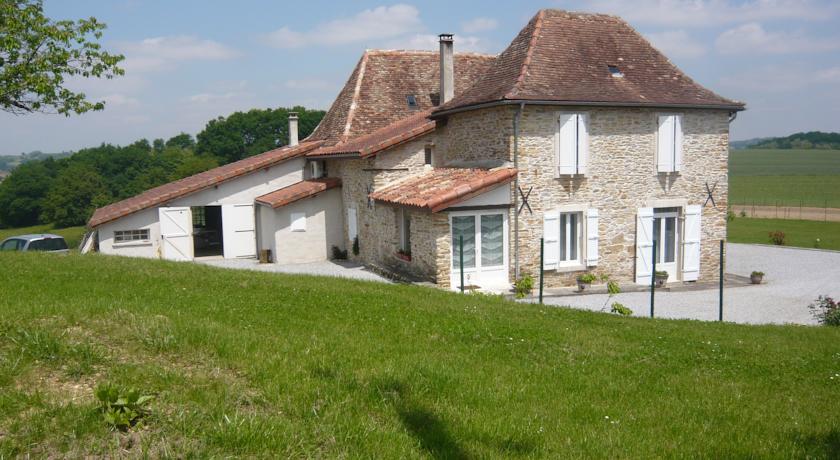 Мини-отель Chambre d'hôtes Maison Broustiquet