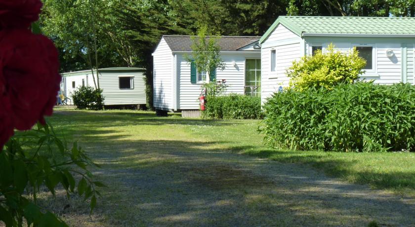 Отель Camping La Loire Fleurie