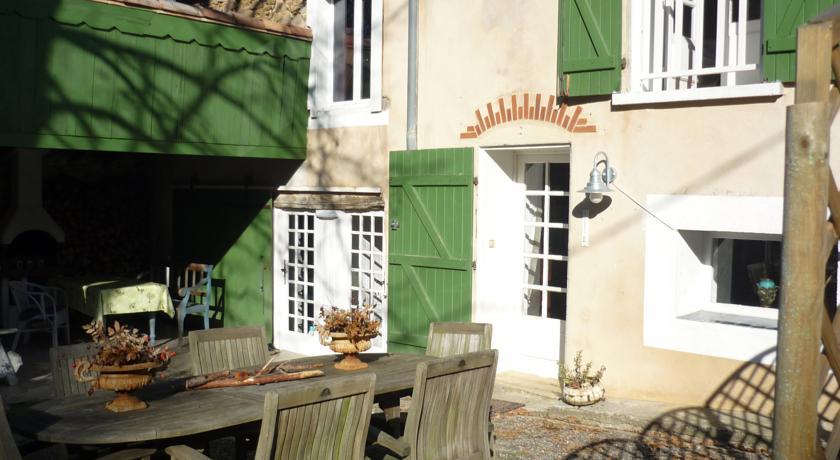 Апартаменты La Maurine B&B