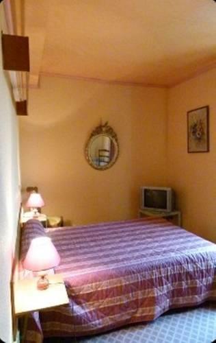 Отель Hotel Restaurant Le Val d'Aron