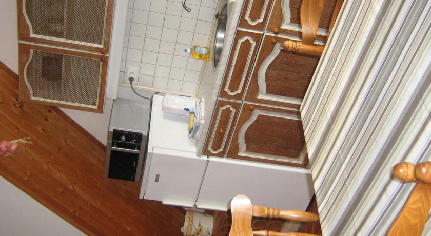 Отель Holiday Home Ty Magor Maelcarhaix