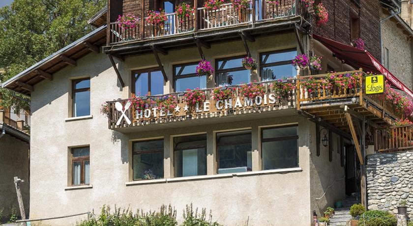 Отель Hotel Le Chamois