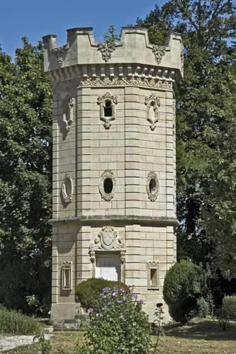 Отель Chateau Pomys