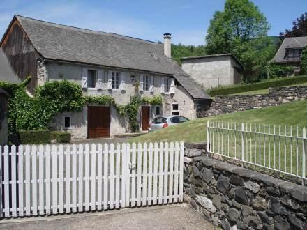 Апартаменты Holiday Home Maison Nougarol Buzan