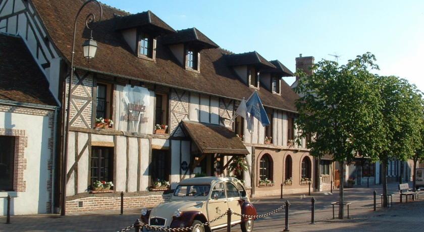 Отель Auberge Du Cheval Blanc