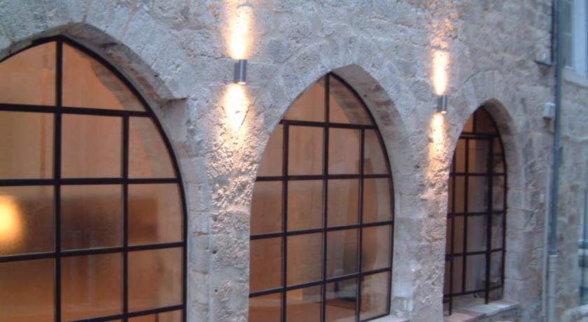 Мини-отель FOUR Maison d'hôtes