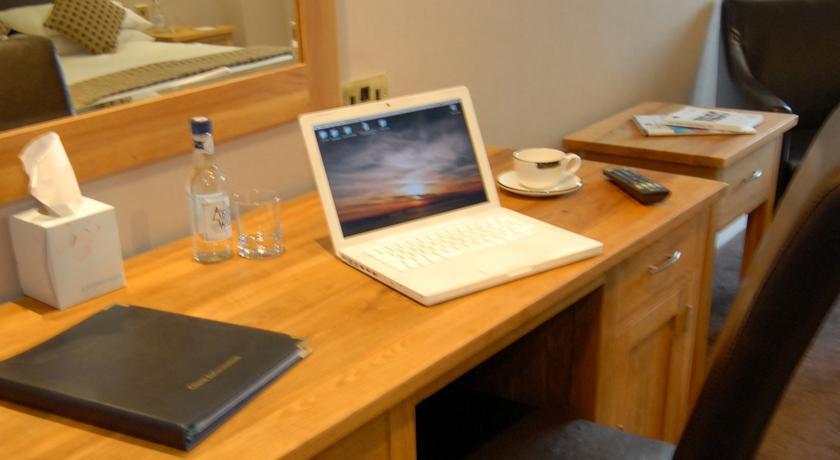 Отель Best Western Park Hall Hotel