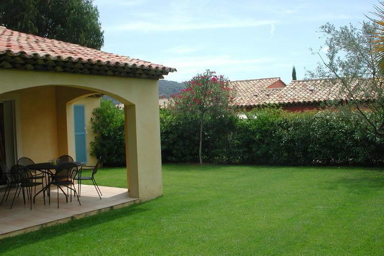 Апартаменты Holiday Home Lou Gourg Carros