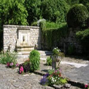 Отель Hostellerie des Monts de Vaux