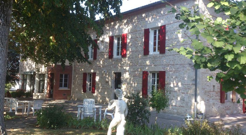 Отель Au Colombier du Touron