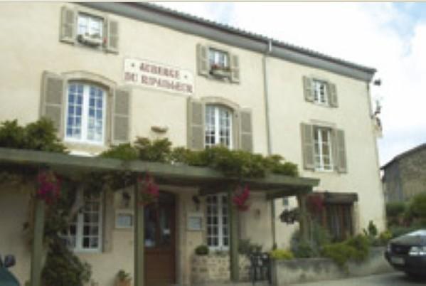 Отель Auberge du Ripailleur